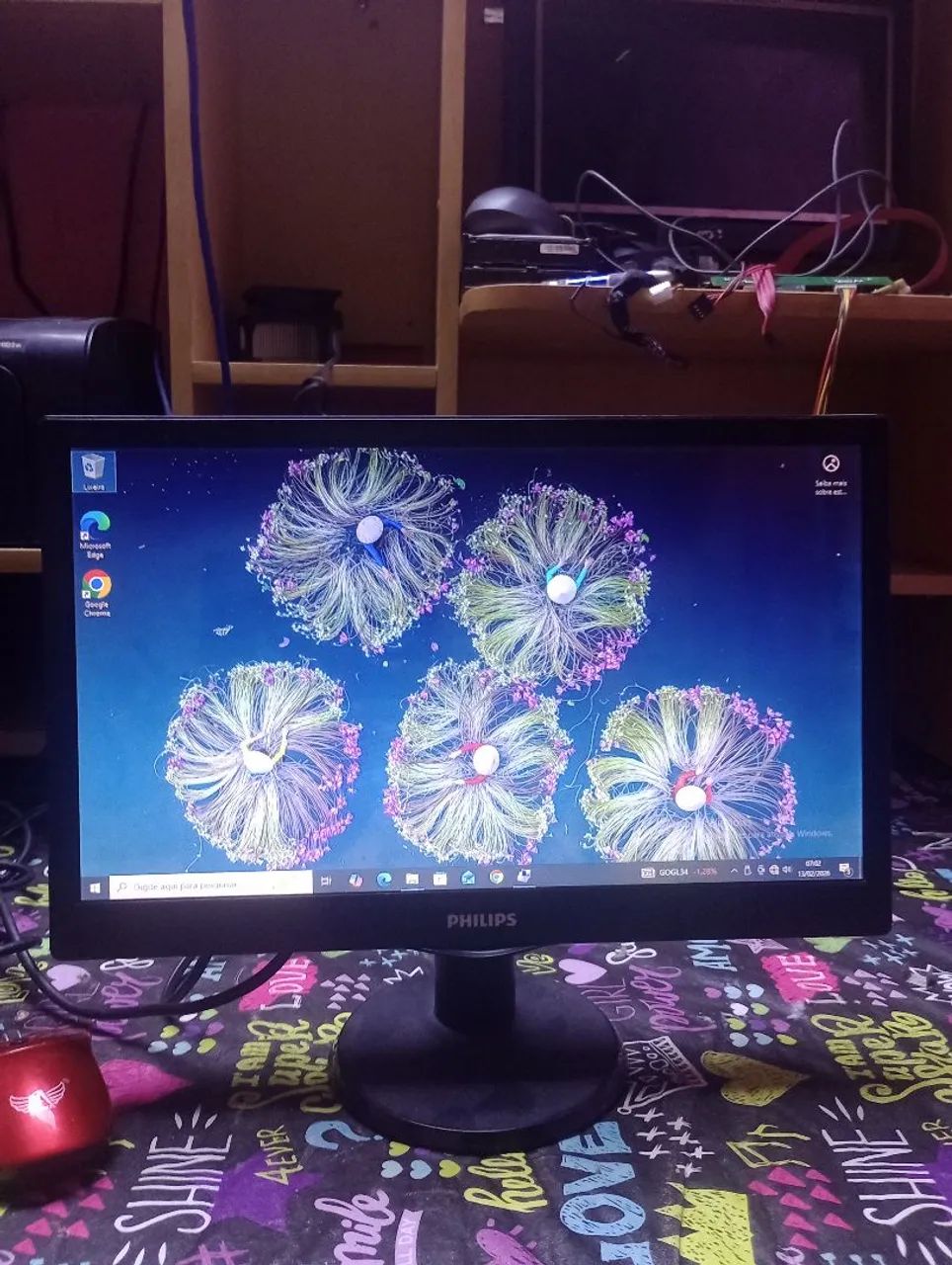 Monitores de 16 polegadas 