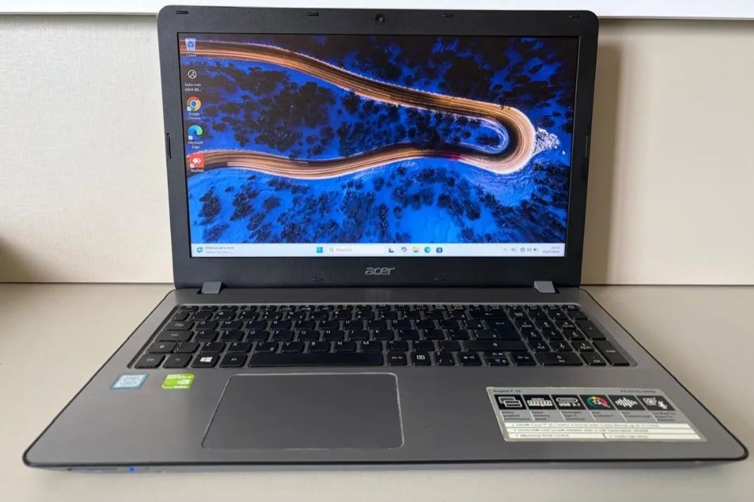 Notebook Acer Aspire F5-573G<br>15 polegadas<br>RAM 8GB<br>Memória 1TB<br>Com SSD instalado - Foto 2