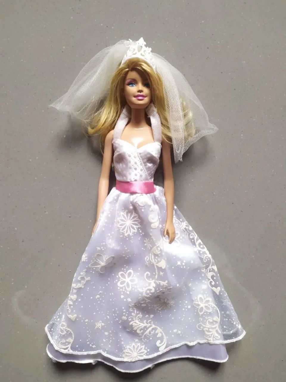 Barbie noiva