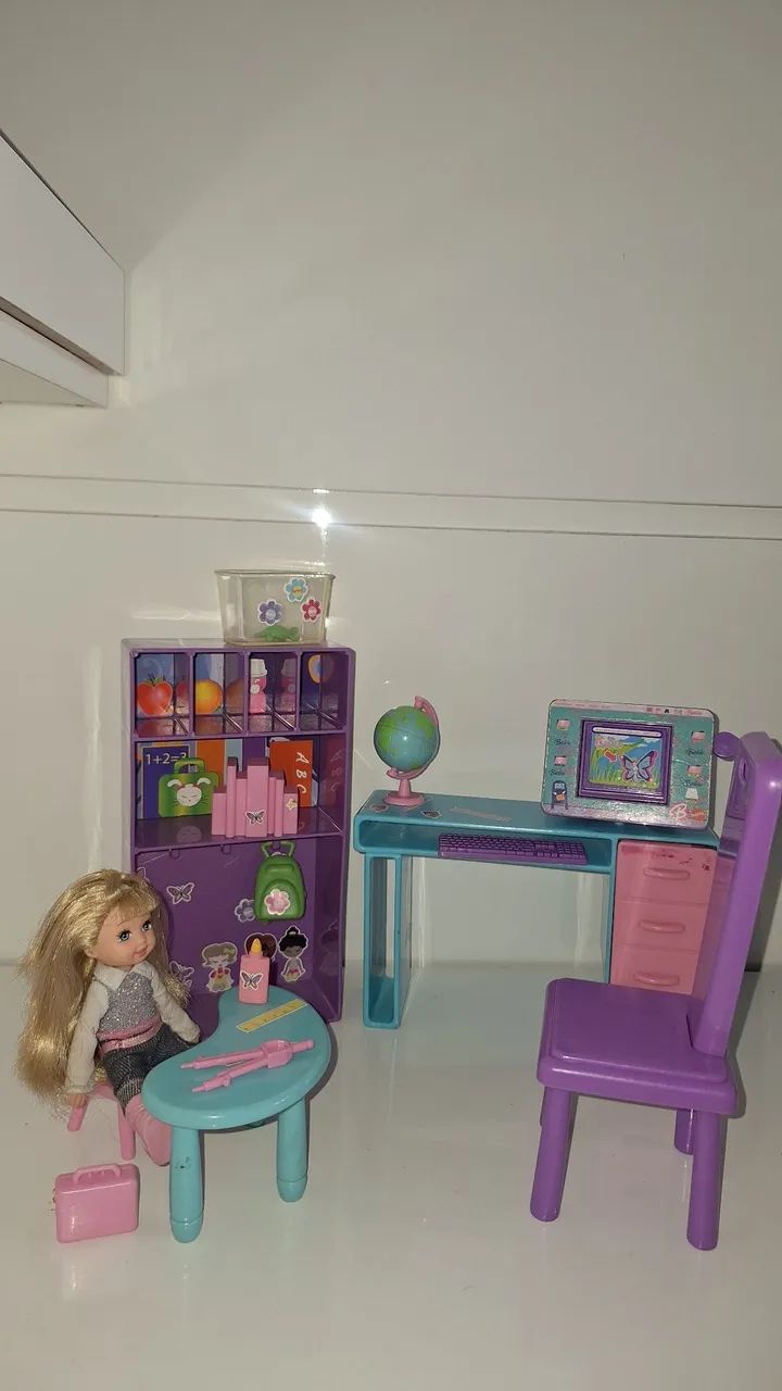 Escola da Barbie anos 2000