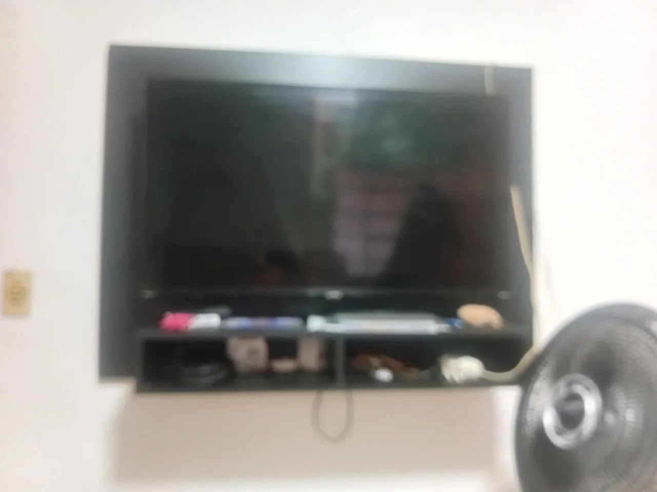 Vendo TV Britânia 43