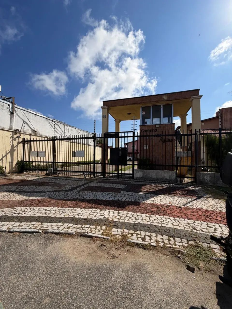 Dúplex 4 quartos em condomínio fechado na lagoa Redonda - Foto 2