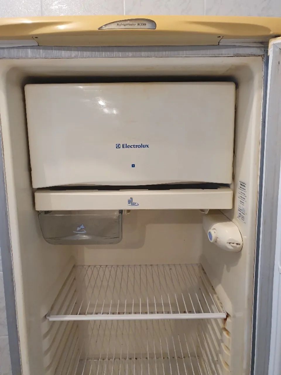 Geladeira 330 Electrolux - Foto 2