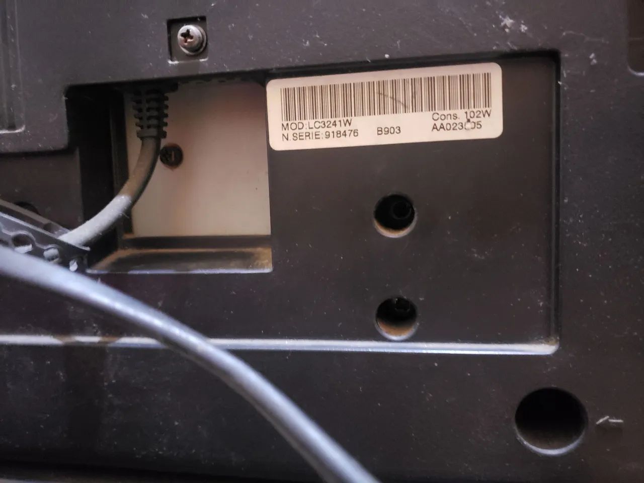 TV SEMP TOSHIBA 32 com defeito - Foto 3