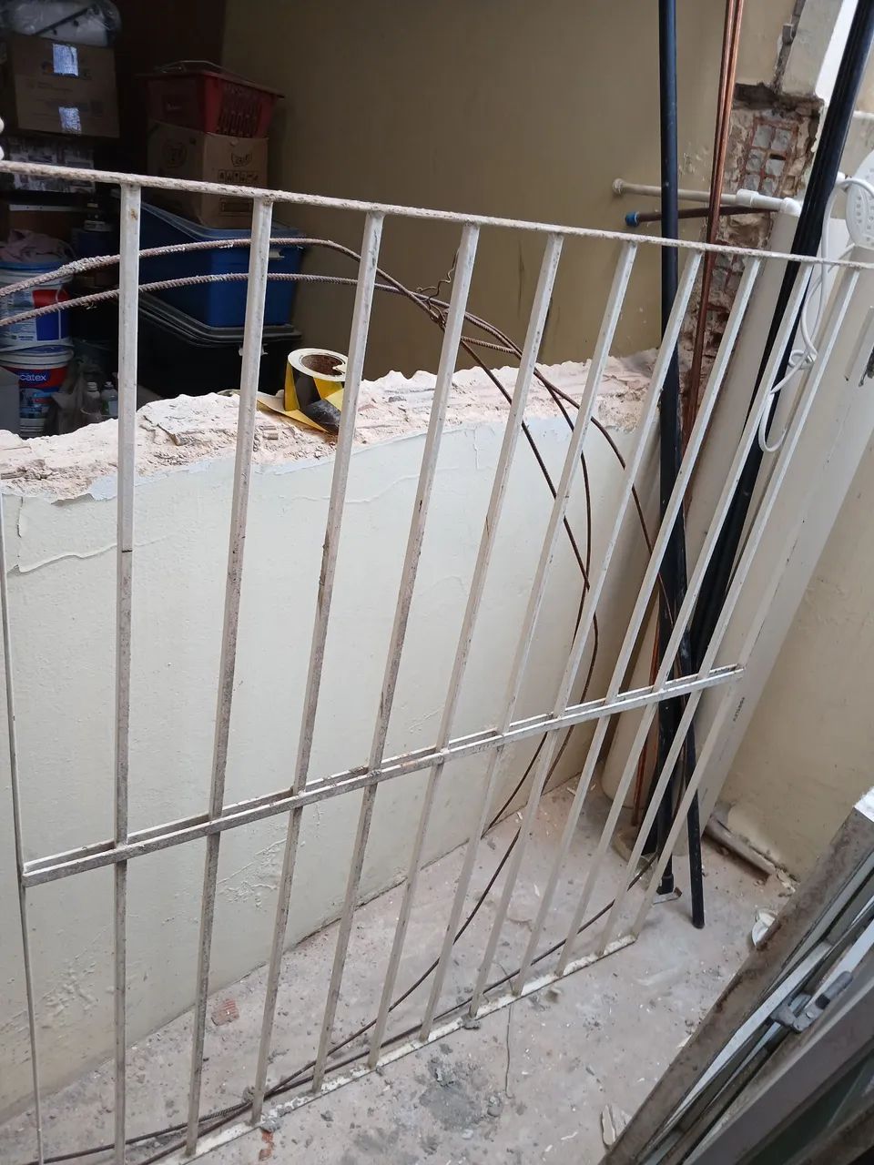 WINDOW GRILLE65204105423106121