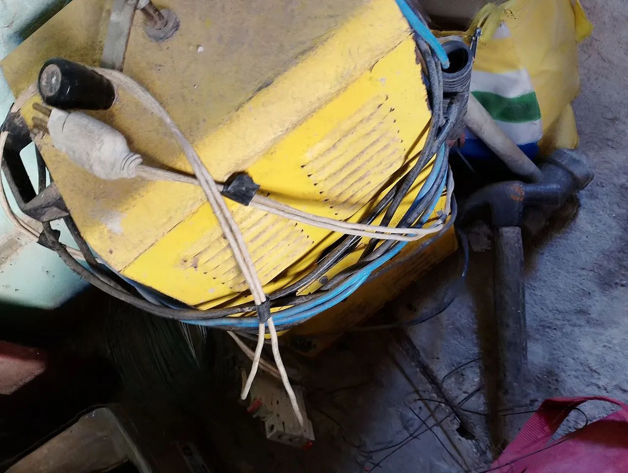 Máquina de solda bivolt pra sair hoje  - Foto 3