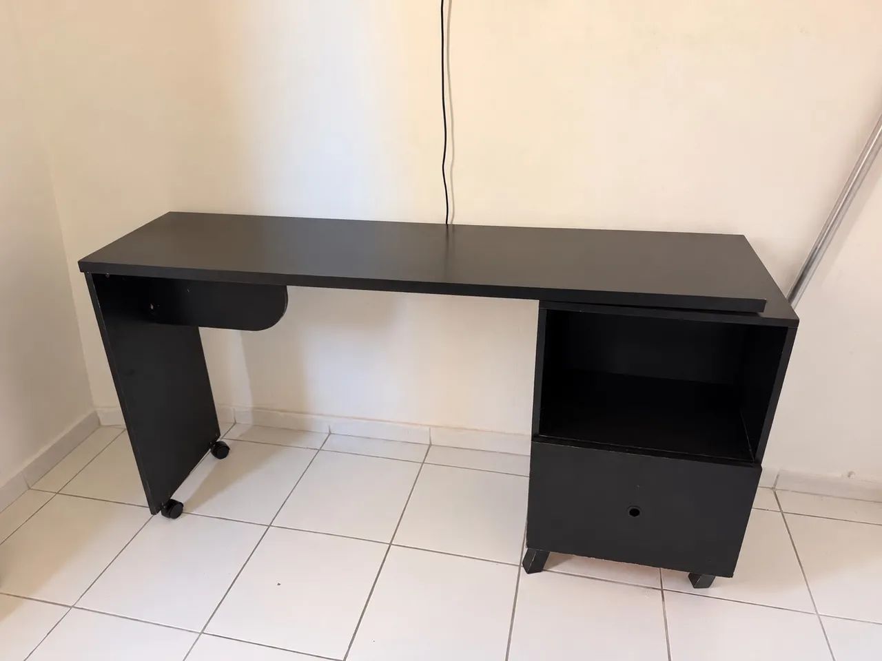 Mesa escrivaninha preta