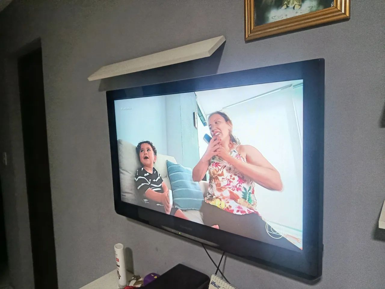 Vendo cama solteiro usada 