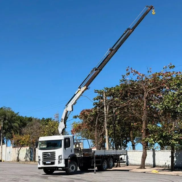 VW 24.260 6x2 - 2023 | Munck TKA 45.700 - Foto 5