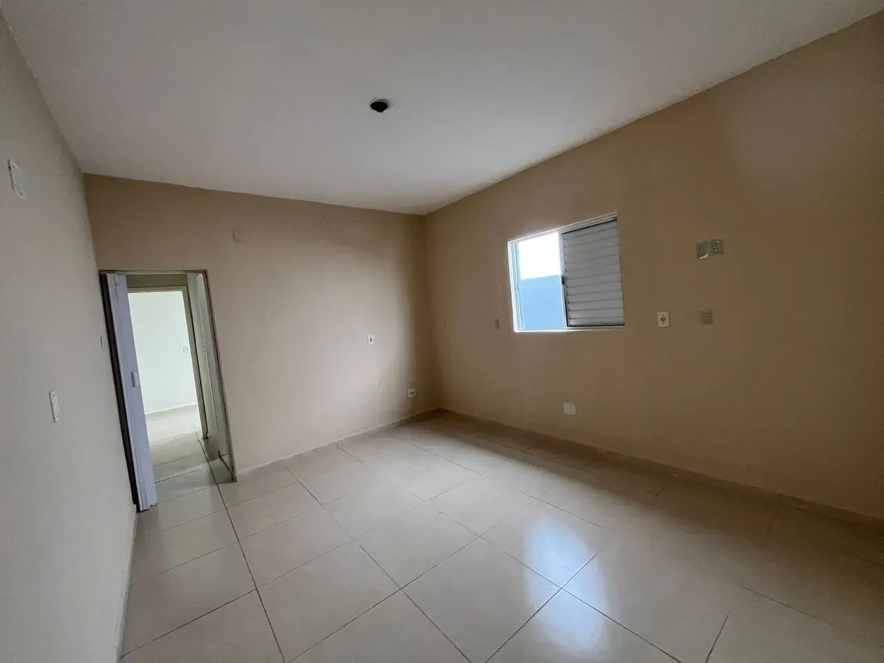 Vendo Imóvel Comercial com Edícula e 2 Vagas - Foto 5