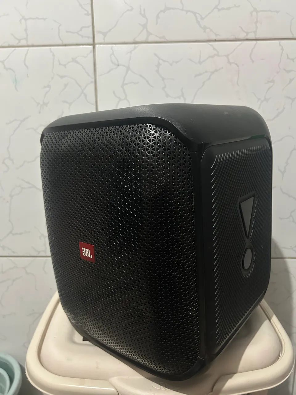JBL ENCORE ESSENTIAL SEMINOVA 