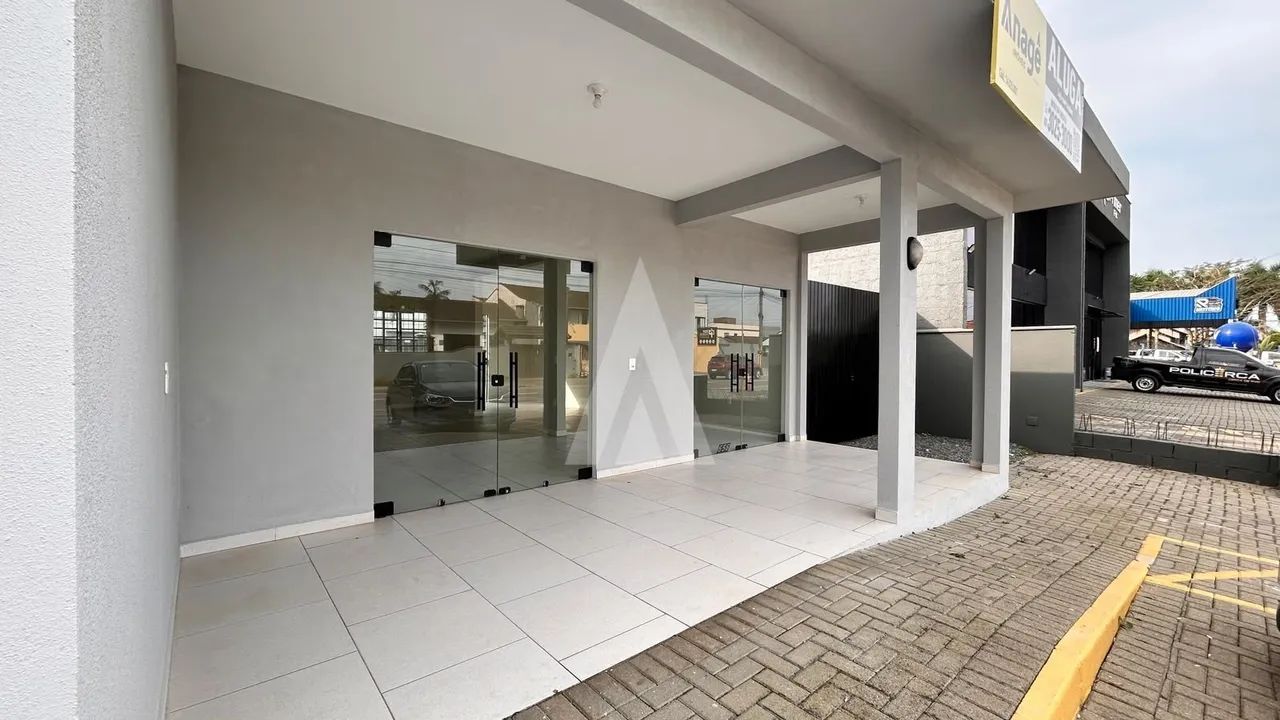 LOJA COMERCIAL COM 76,M² COM AMPLO ESTACIONAMENTO, LAVABOS NO BAIRRO VILA NOVA. - Foto 2