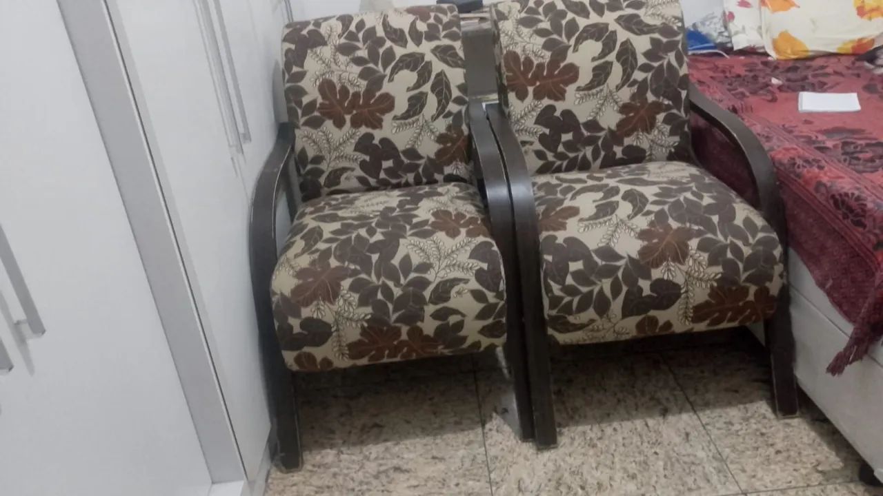 Par de poltronas lindas