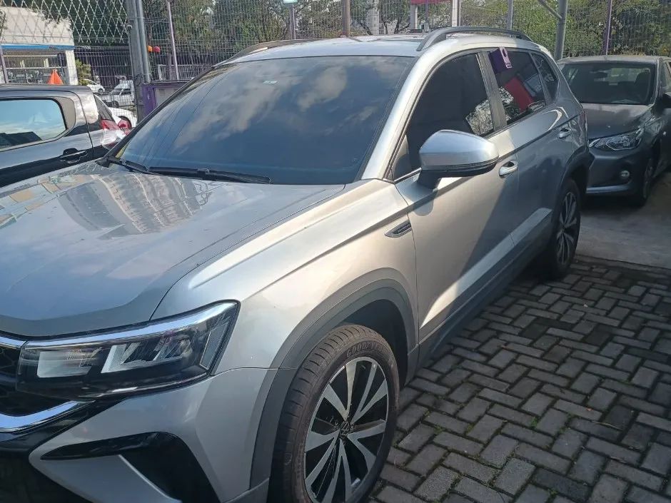 Volkswagen Taos Comfortline 1.4 250 TSI Flex Aut., foto 4 de 9