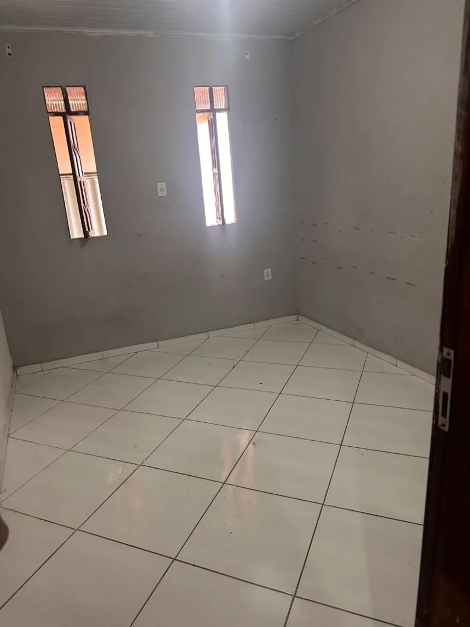 Casa com 2 quartos e Banheiros