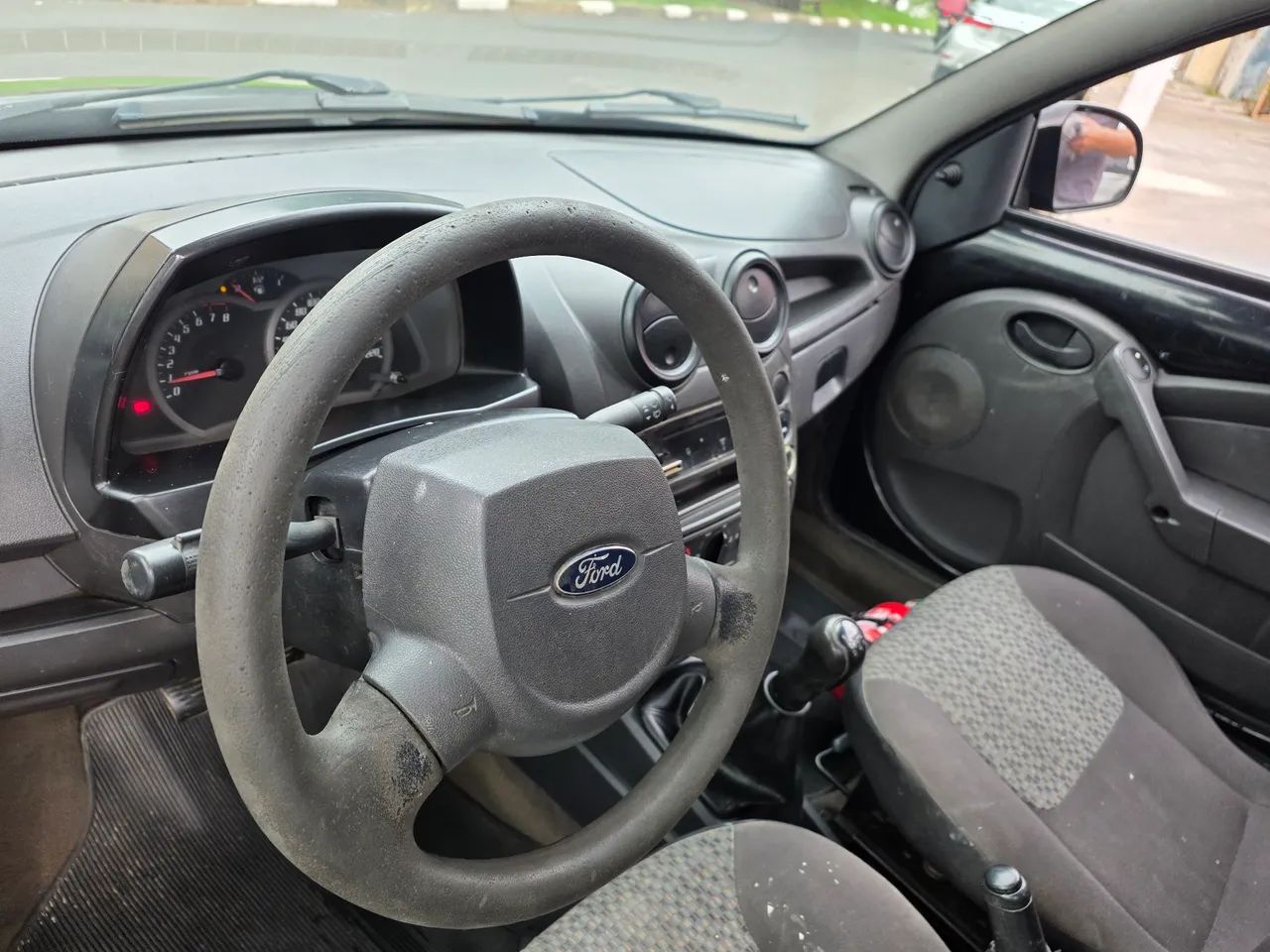 Ford Ka 1.0 8V/1.0 8V ST Flex 3p, foto 8 de 11