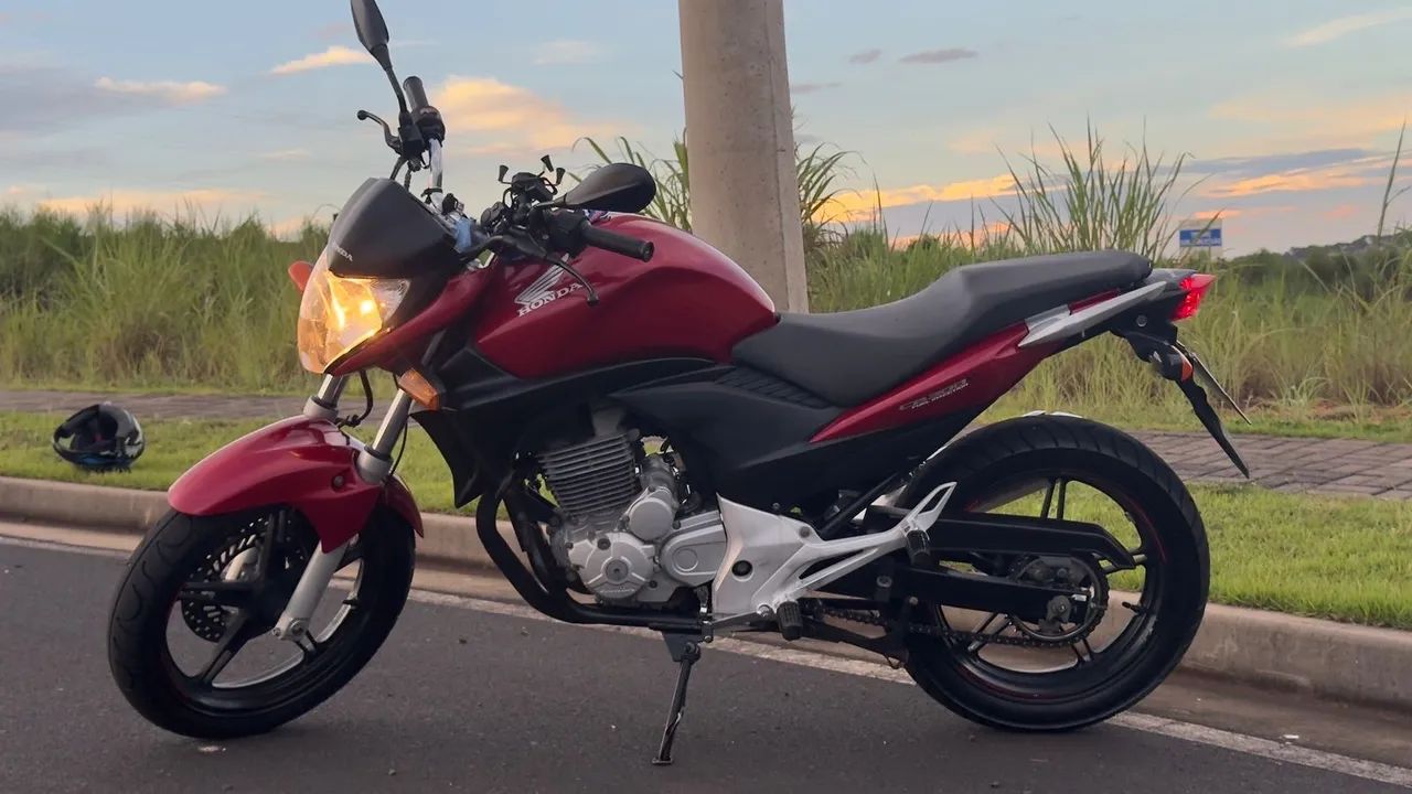 Vendo cb300 modelo 2013 - Foto 4