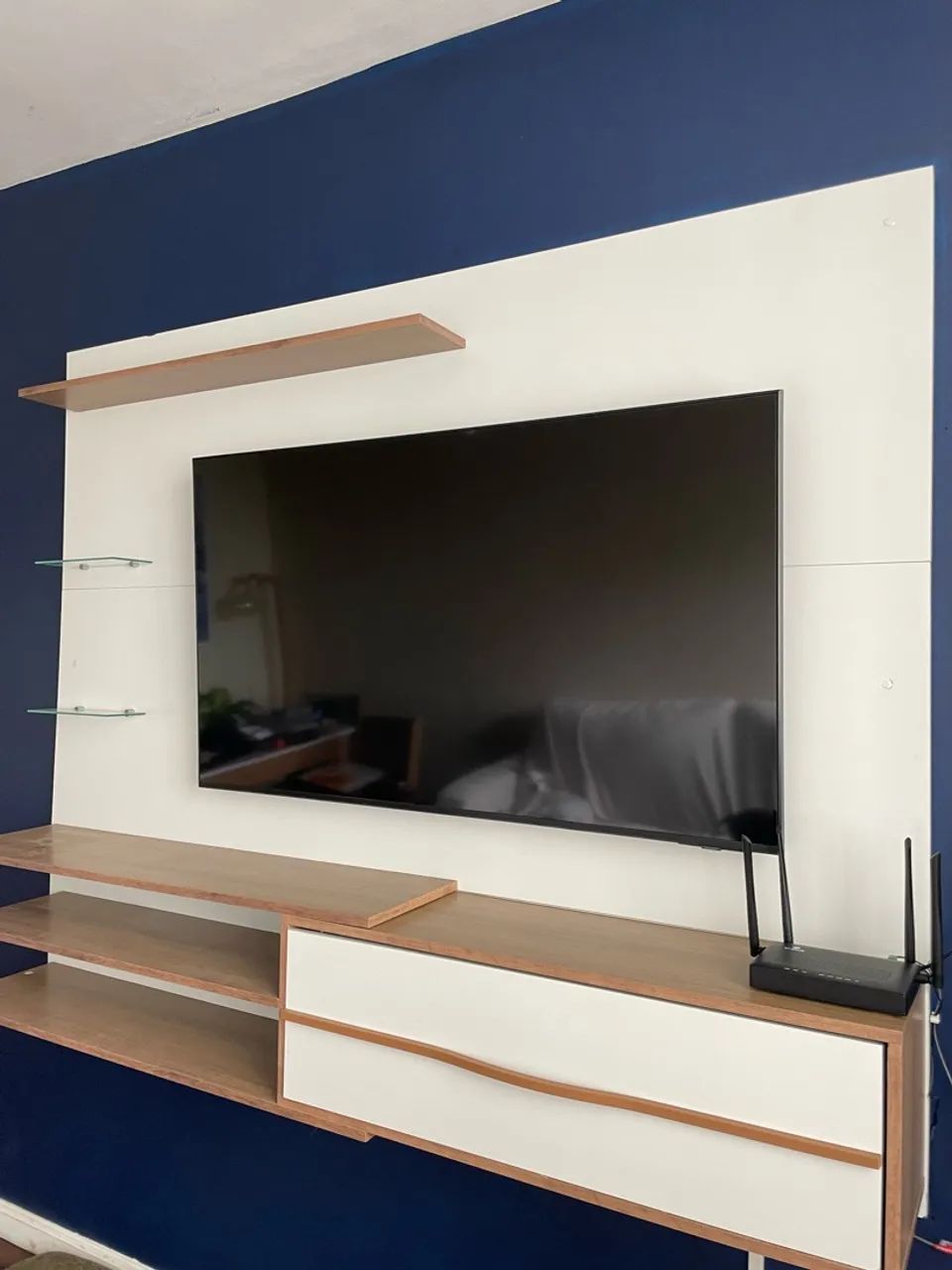 Painel para TV até 65 Polegadas 1 Porta e Prateleiras Multimóveis MP1064 Branco/Rustic