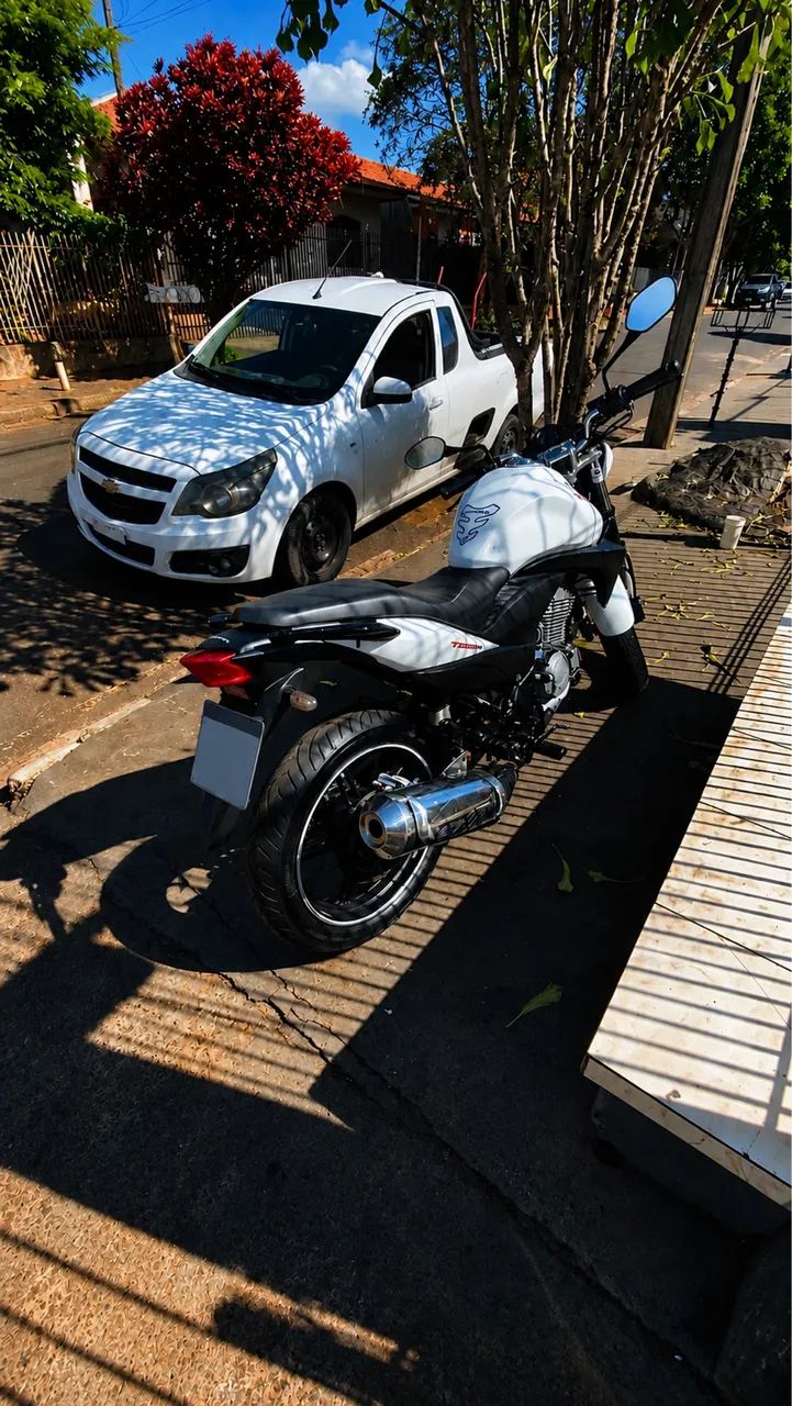 ? VENDO HONDA CB 300R 2013  