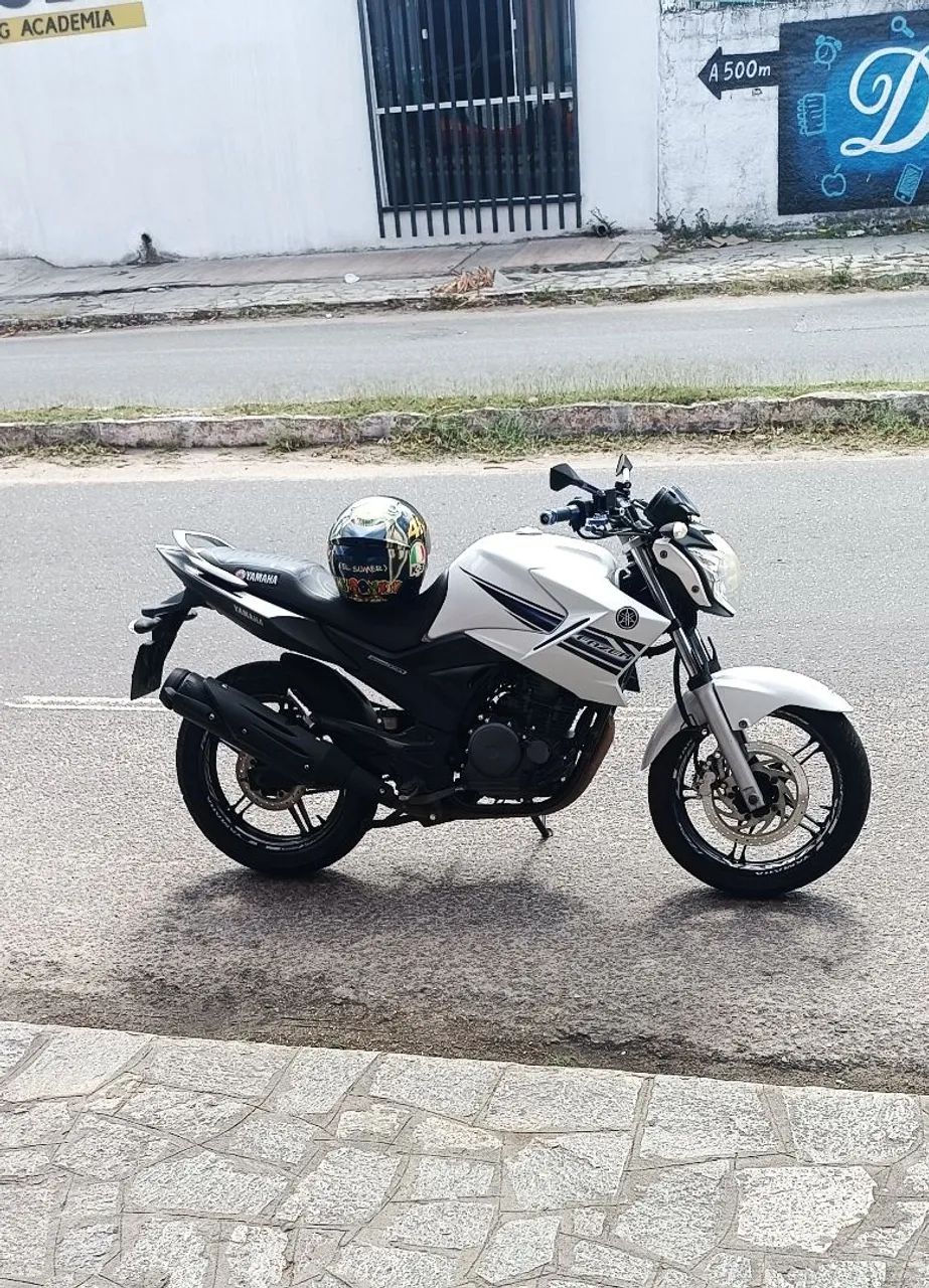 Fazer 250 2014 - Foto 3