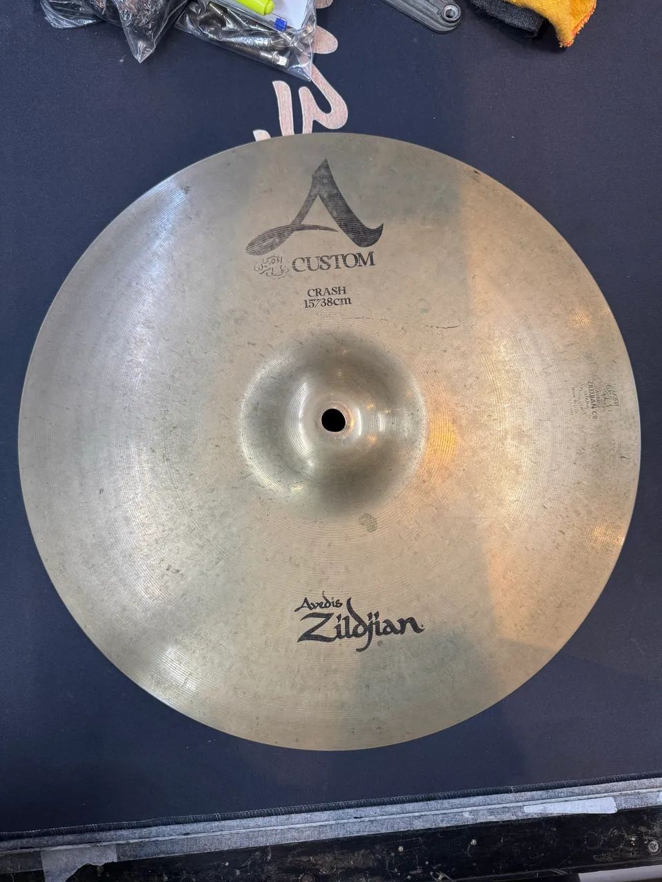 Prato zildjian a custom crash 15 polegadas medida rara corte rápido  - Foto 3