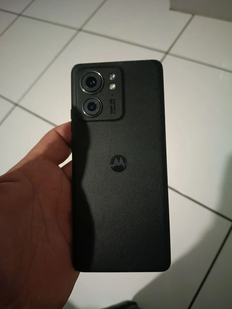 Moto Edge 40 frontal quebrada. - Foto 3