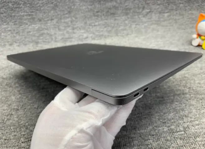 MacBook Air 13インチ 8GB/256GB Retina 2019 Apple Macbook Air 13” MGND3BZ/A M1 8GB SSD de 256GB Dourado (2020