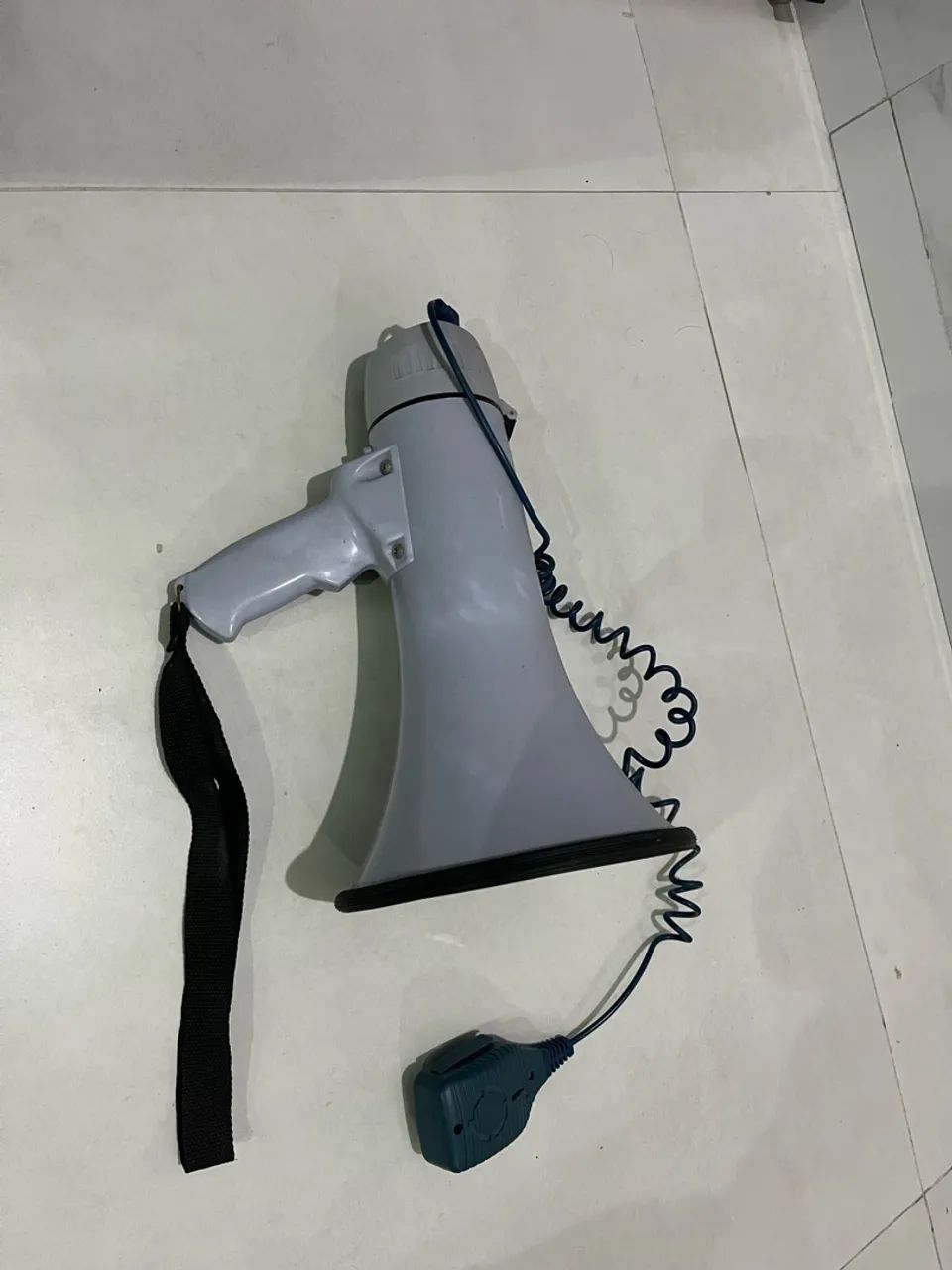 Mega fone  - Foto 2