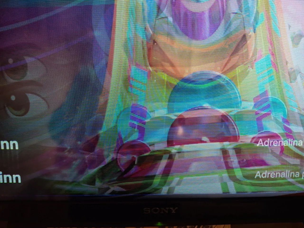 Vendo TV Sony 32 polegadas, *não é smart*, com defeito na tela