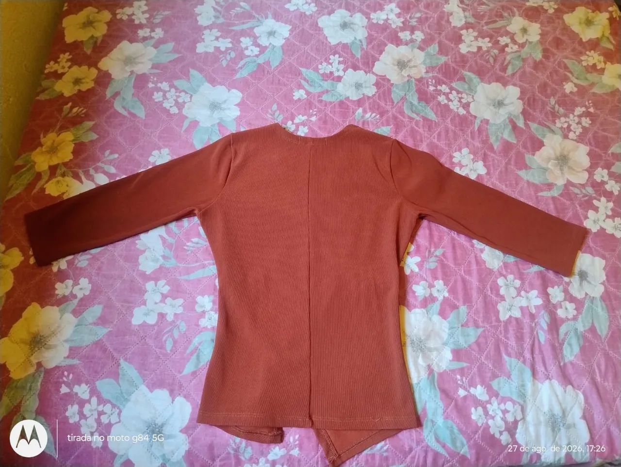 Blusa Marrom/terracota transpassada com decote em V - Foto 2