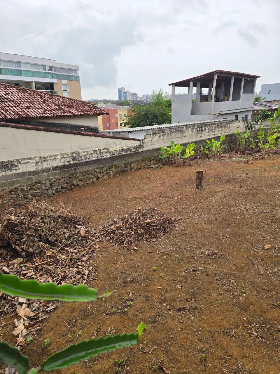 Vendo terreno promissor bem localizado  - Foto 2