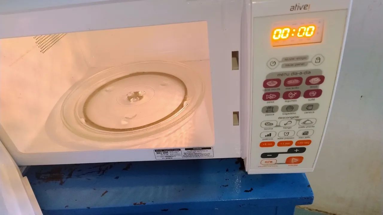 Microondas  Brastemp  - Foto 4