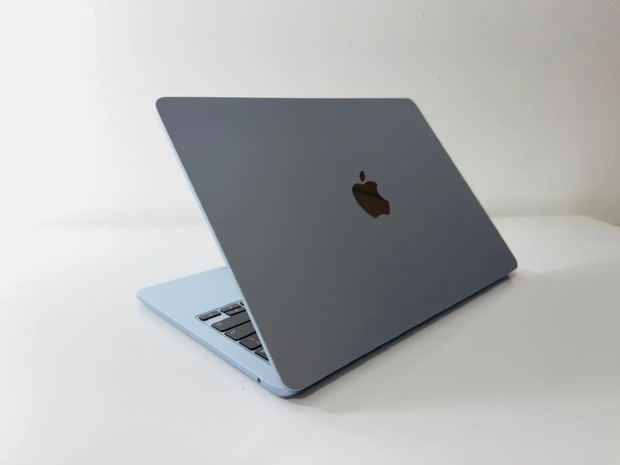 MACBOOK AIR-CHIP M4 2025-16/256 - Foto 5