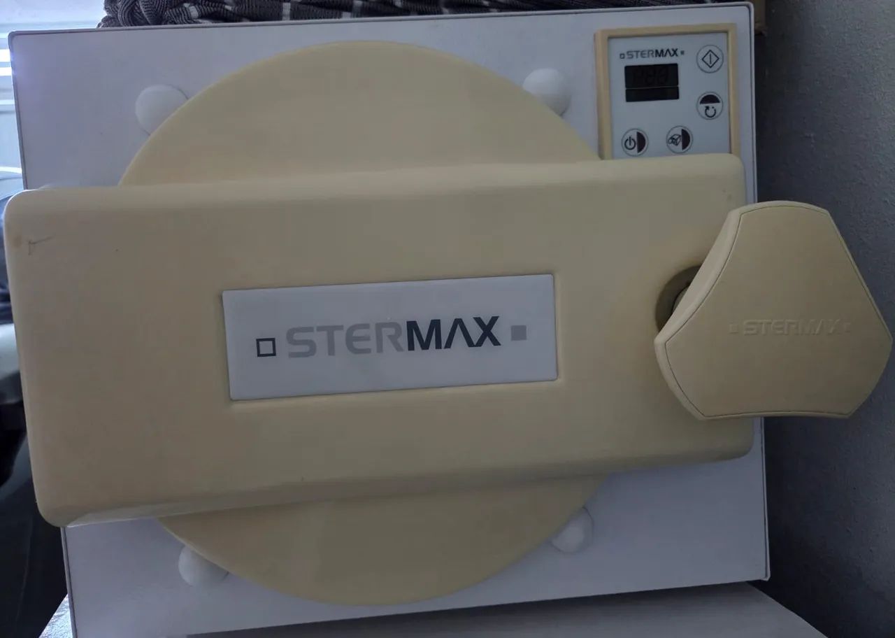 Autoclave Stermax 21L 127v pouco usada