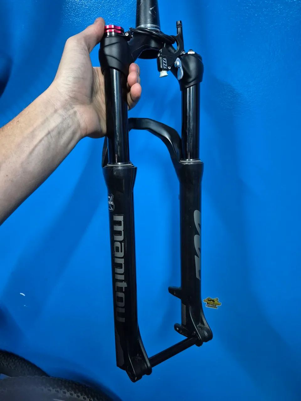 Suspensão Manitou Machete 