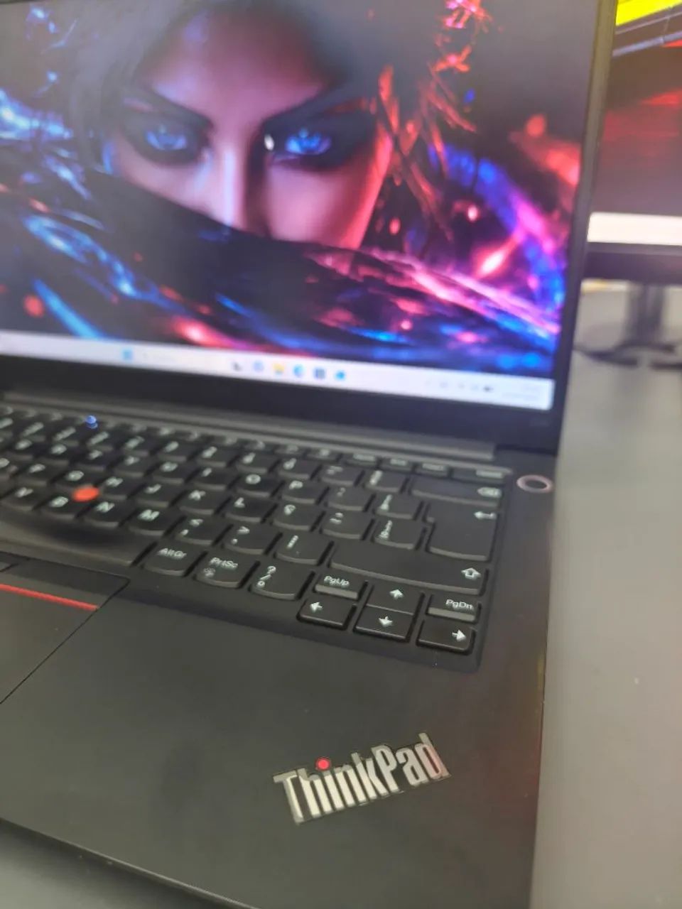 ThinkPad e14 Ryzen 5  - Foto 2