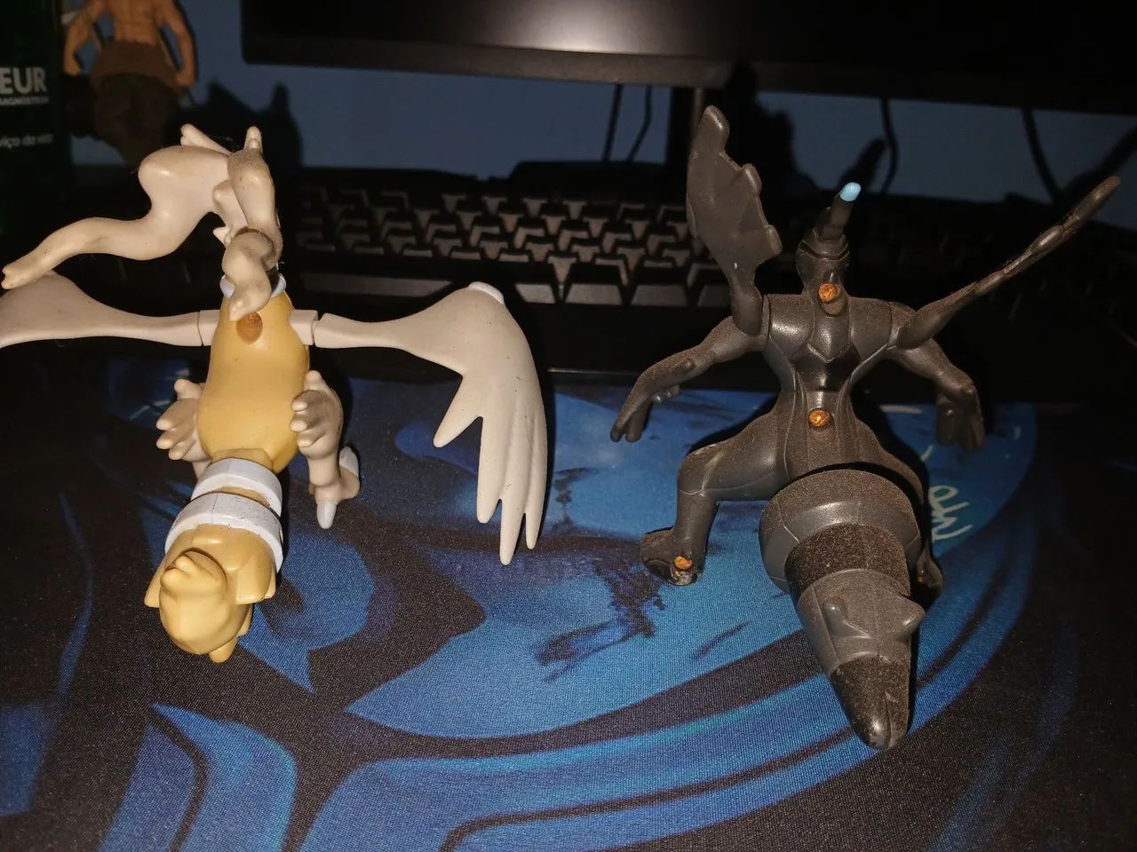 Vendo lote com action figures variadas, ideal para coleção, revenda ou decoração. - Foto 4