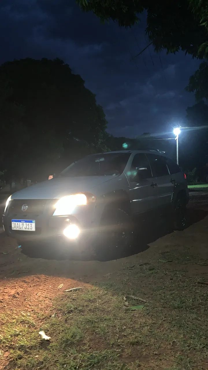 Fiat Palio Weekend Adventure Locker 1.8 Flex 2011 - Foto 5