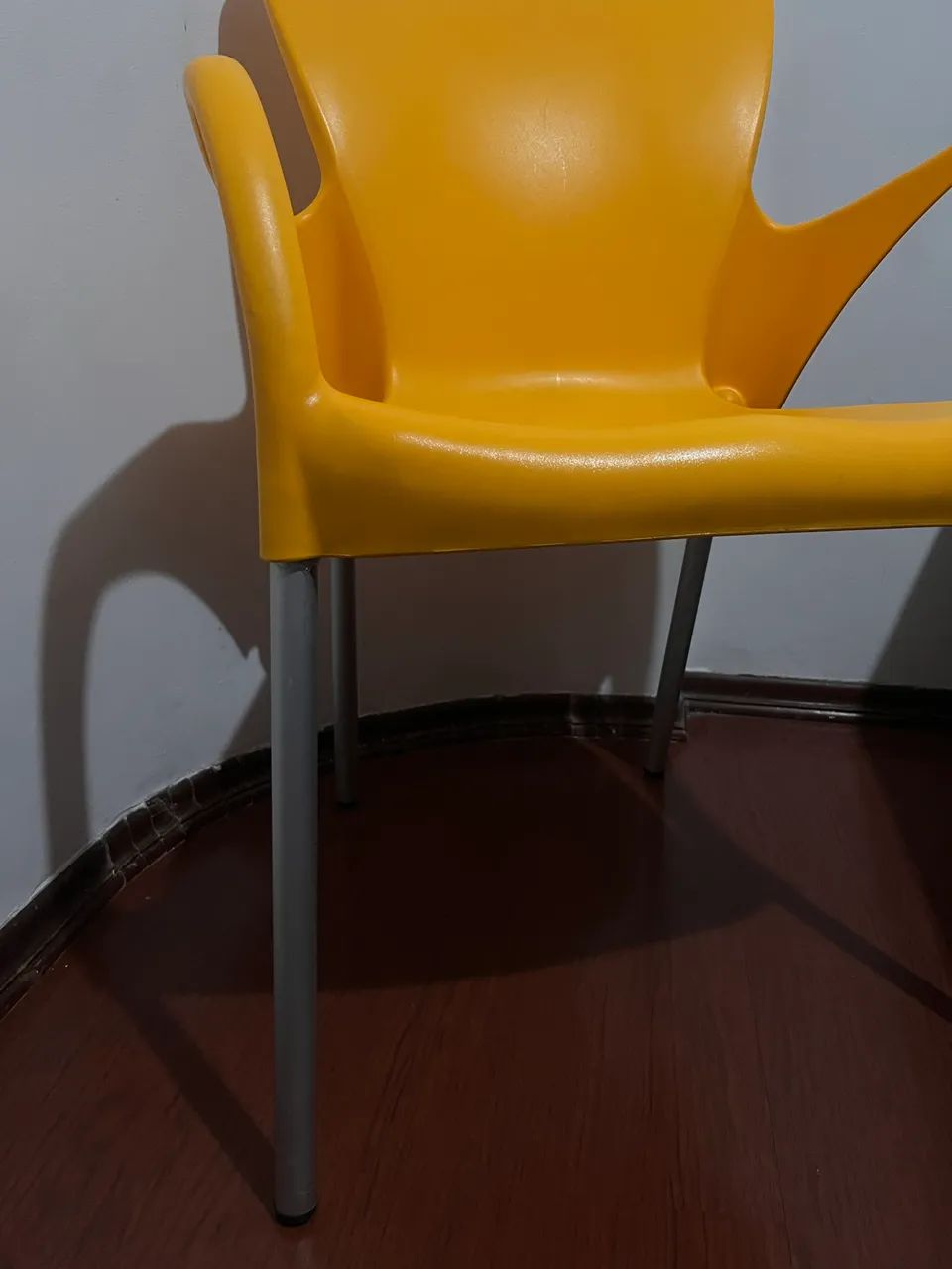 Cadeira Amarela Escritório  - Foto 2