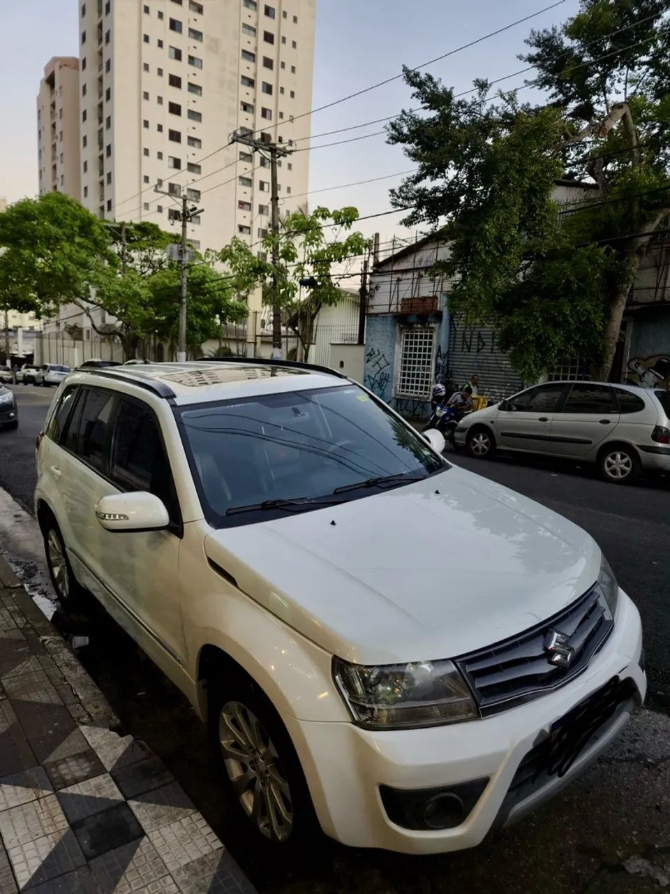 Suzuki Grand Vitara Grand Vitara 2.0 16V 4x2/4x4 5p Aut. 2014