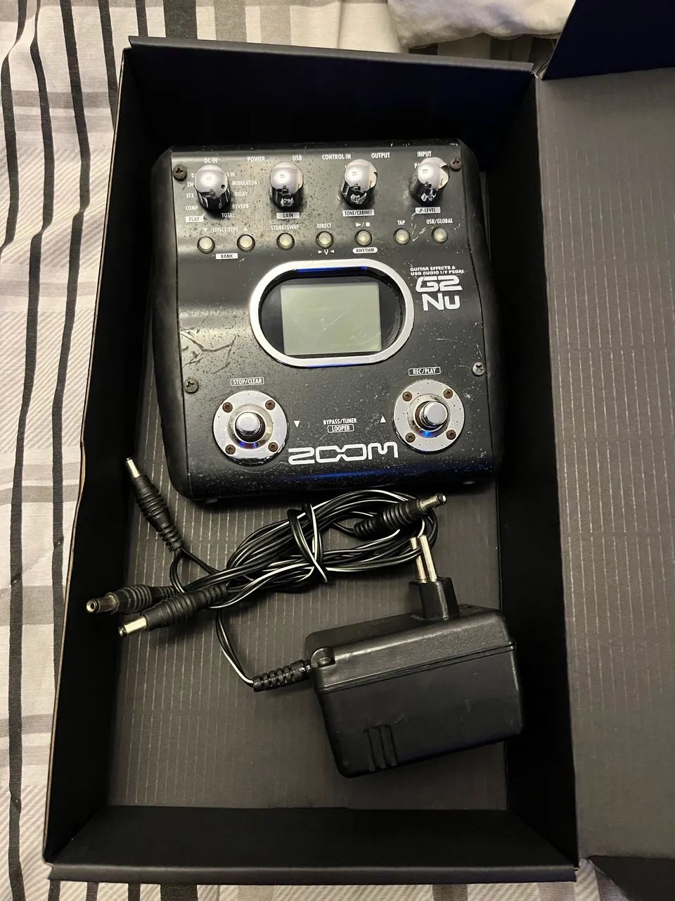 Pedaleira Zoom G2 Nu 