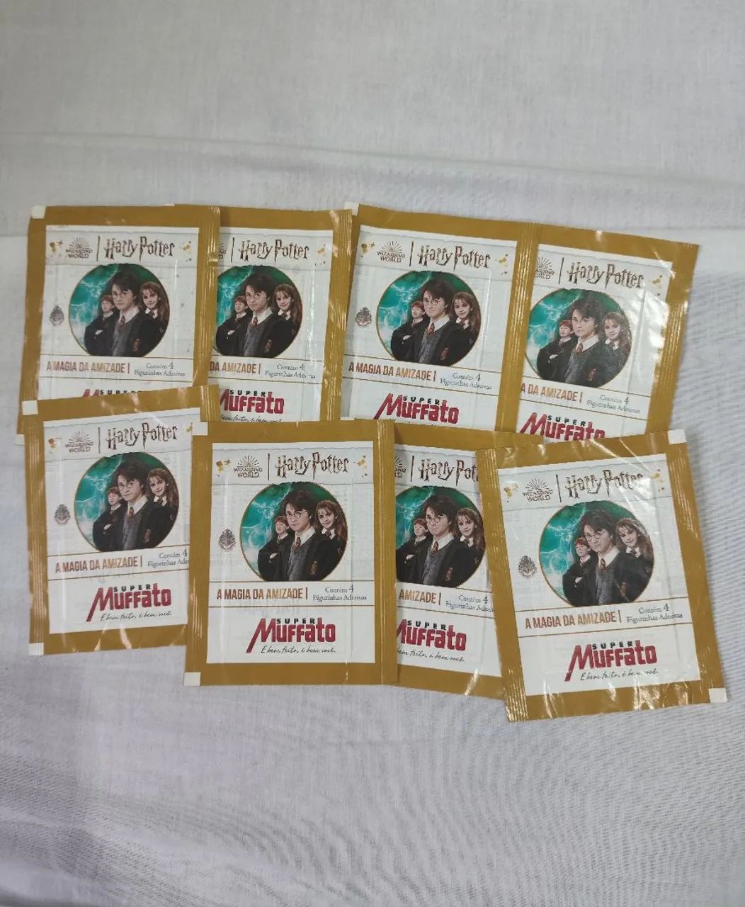 8 pacotes figurinhas Harry Potter lacrados 