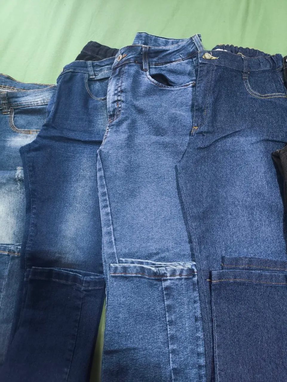 Lote Calça Jeans juvenil Lindissima ótimo para donas de brechó  - Foto 4