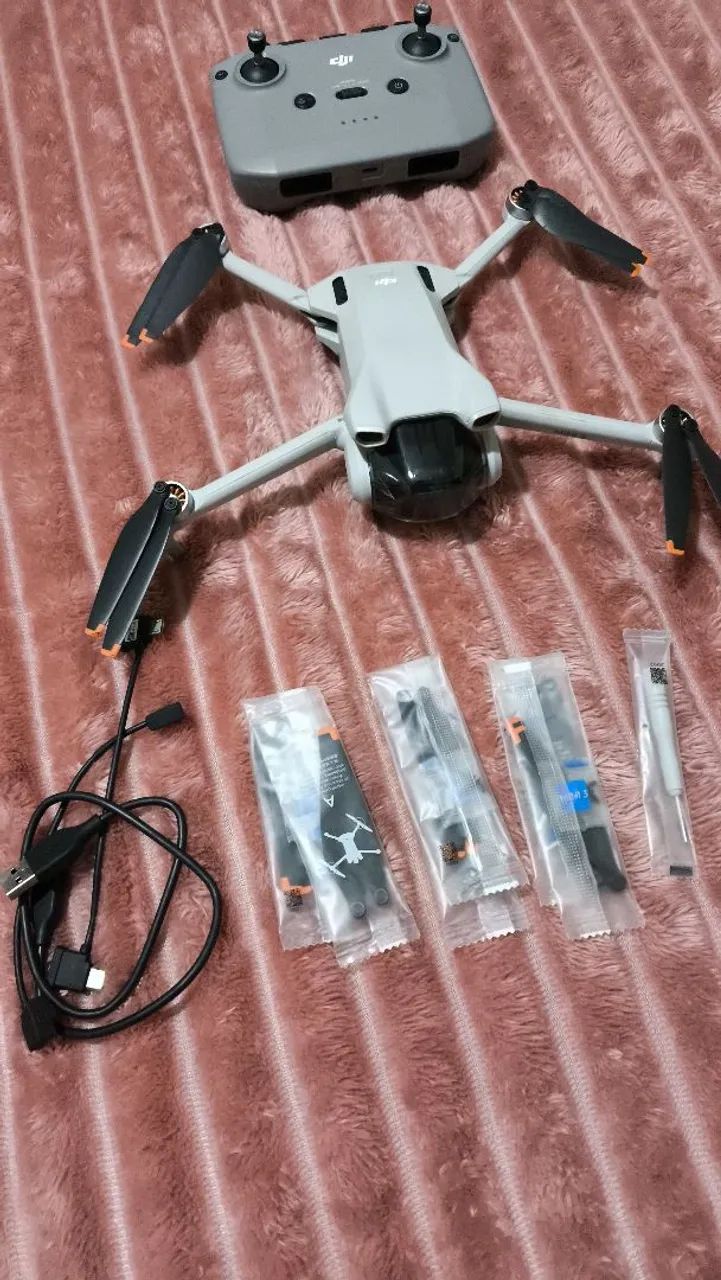 Drone DJI Mini 3 Fly More Combo - 3 Baterias + 128GB | Estado de Novo - Foto 4