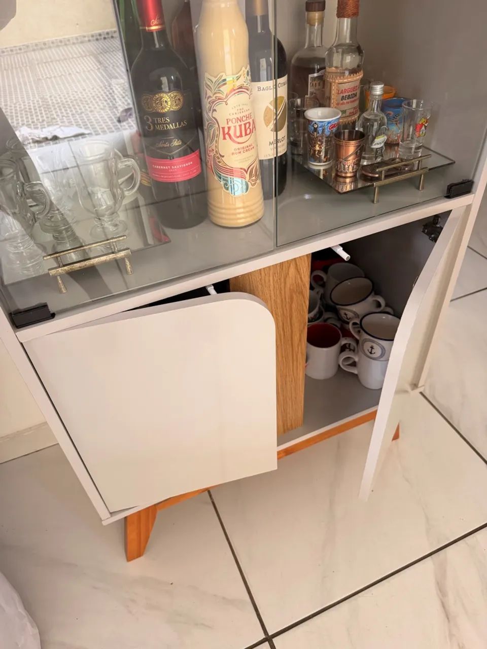 Cristaleira com Portas de Vidro - Foto 4