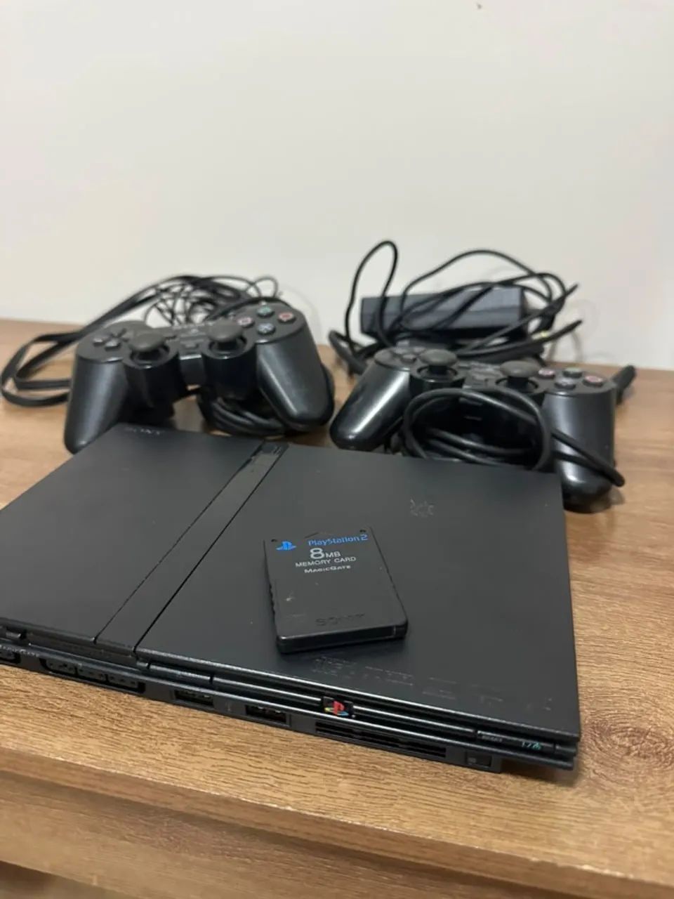 PLAYSTATION 2 - MEMORY CARD + 2 CONTROLES - Foto 2