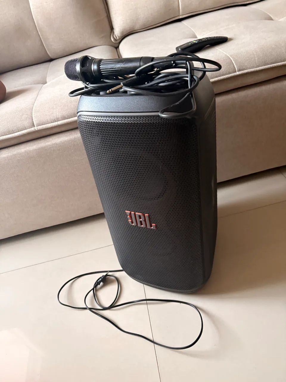 JBL  - Foto 2