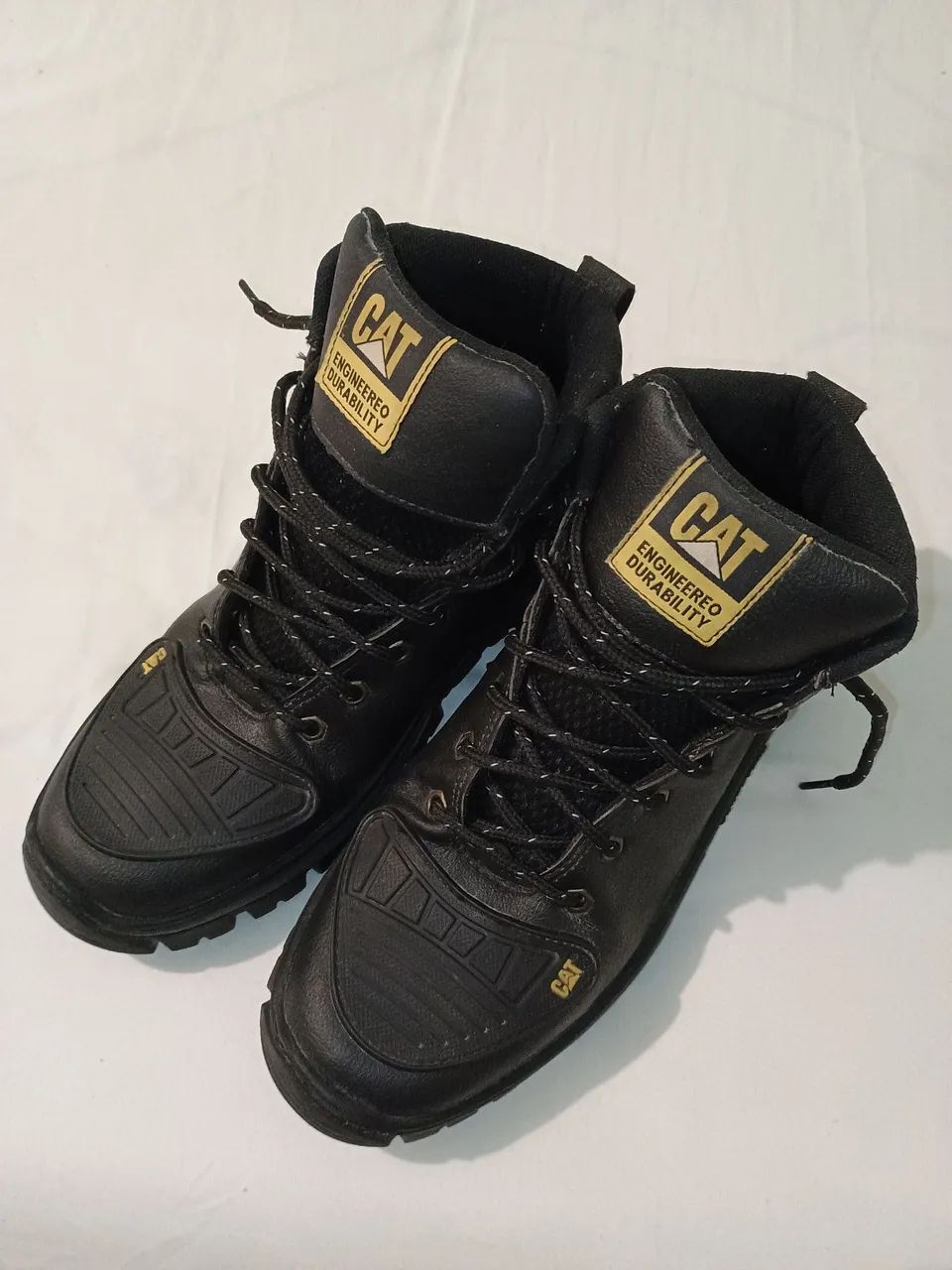 Bota de motoqueiro CAT