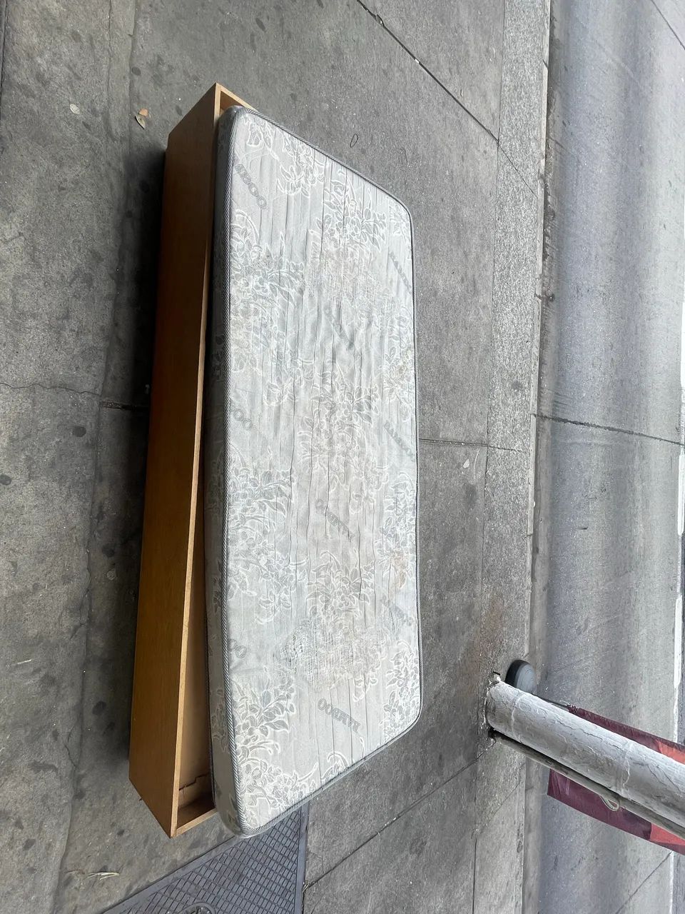 Colchão de Solteiro De Leon Branco  - Foto 5