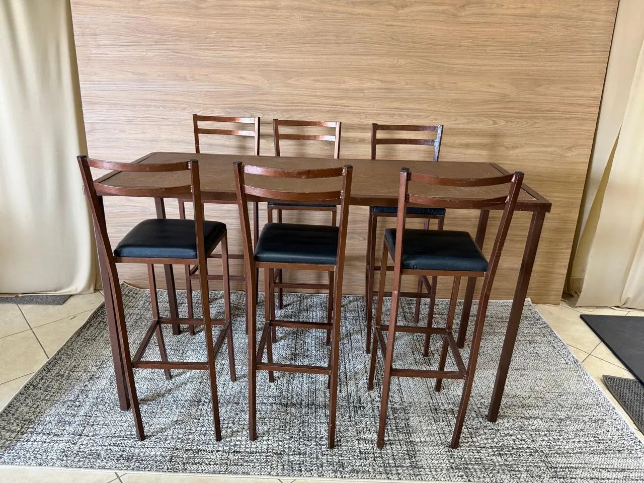 Conjunto Mesa Bistrô Retangular com 6 Banquetas